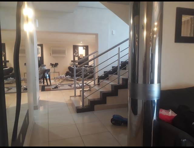 4 BEDROOM HOUSE FOR SALE IN ZINNIAVILLE